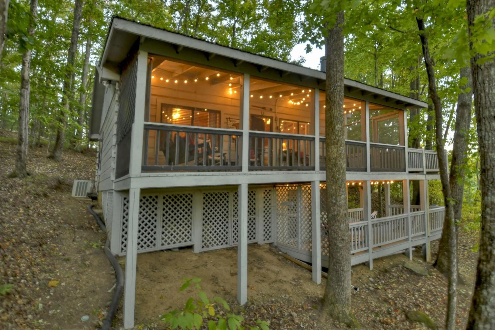 Hygge Haus Rustic Charm Cozy Beds And A Serene Location Ellijay Eksteriør billede