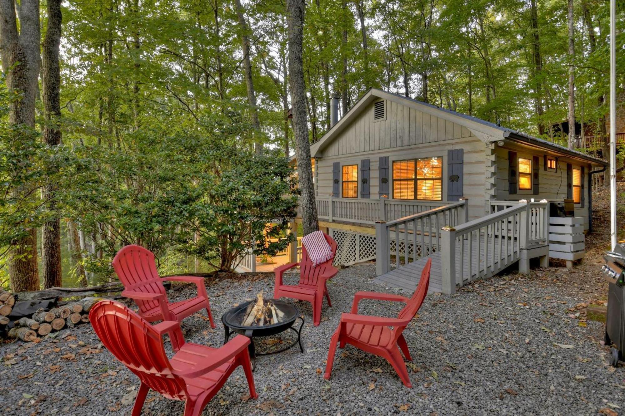Hygge Haus Rustic Charm Cozy Beds And A Serene Location Ellijay Eksteriør billede